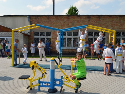 , ДЮСШ презентувала новий спортивний майданчик під відкритим небом, Надросся Online