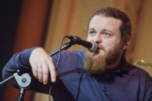, Піаніст і поет Роман Коляда: &#8220;У Корсуні я вперше заспівав для глядачів&#8221;, Надросся Online