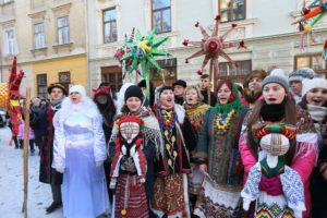 , Як і коли колядують, посівають та щедрують в Україні, Надросся Online