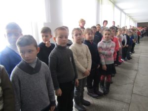 , Яка зі шкіл змайструє найкращу годівничку?, Надросся Online