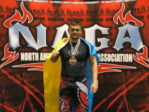 , Чемпіон світу з джиу-джитсу — корсунець Юрій Хоружий, Надросся Online