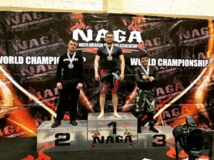 , Чемпіон світу з джиу-джитсу — корсунець Юрій Хоружий, Надросся Online