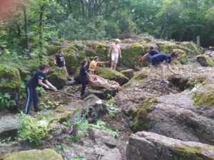 , Як корсунці власноруч облаштовують місця відпочинку біля води, Надросся Online