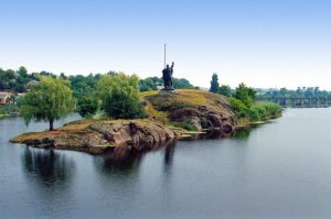 , &#8220;Не місто, а цукерочка&#8221;: краєзнавець Борис Юхно розповів про Корсунь-Шевченківський, Надросся Online