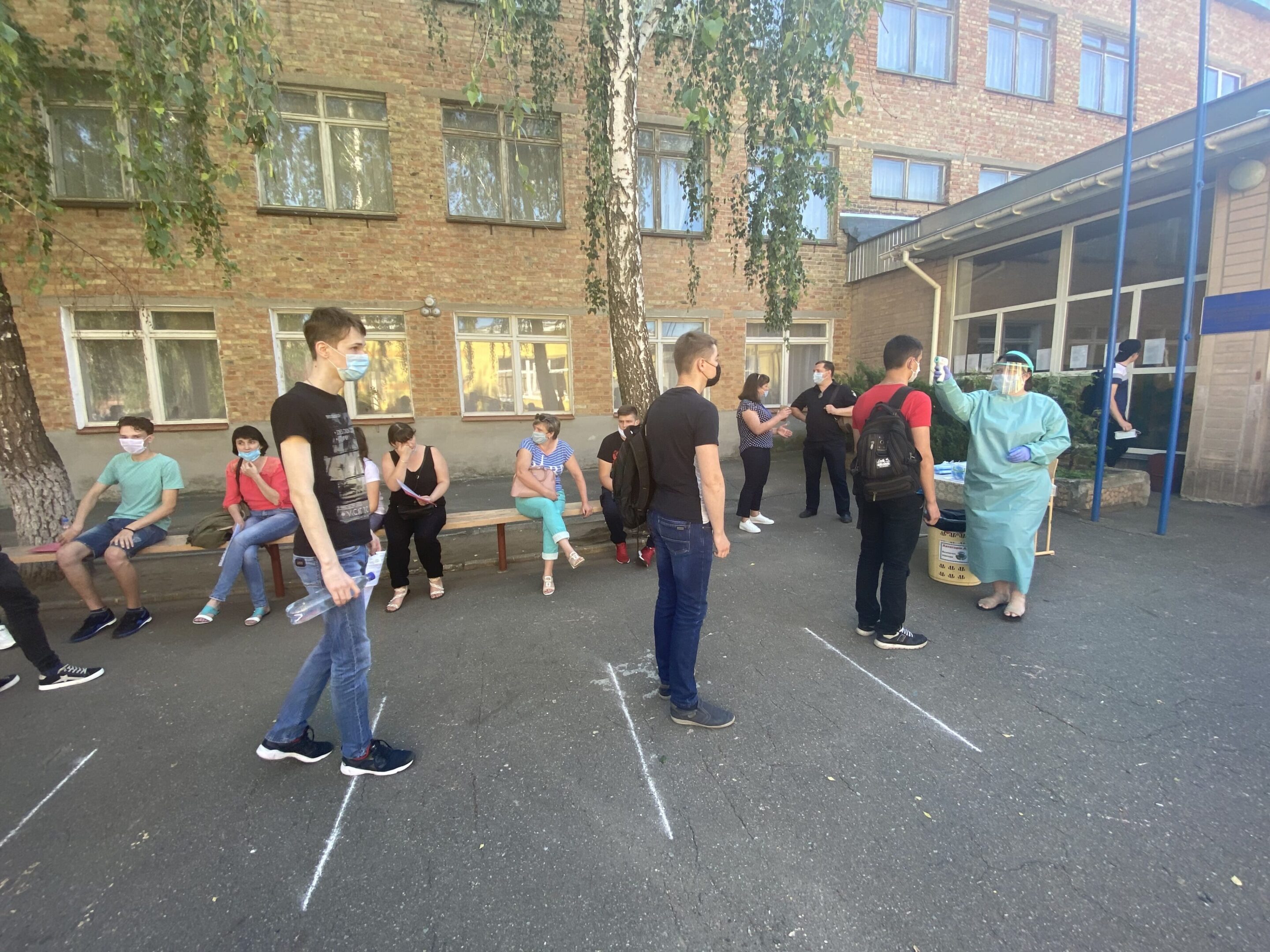 , Іспити в масках і не без стресу: як стартувало ЗНО-2020 у Корсуні, Надросся Online