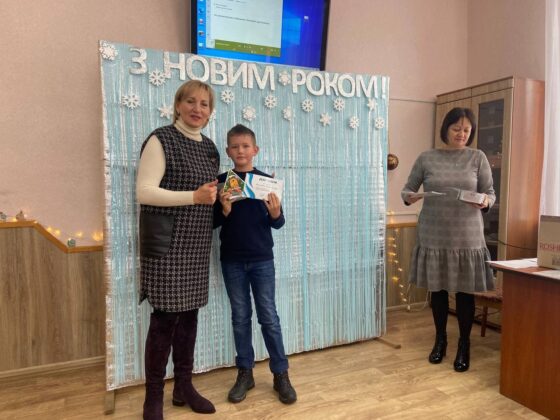 , У Корсунь-Шевченківській гімназії відзначили інтелектуальну еліту закладу, Надросся Online