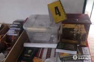 , Забрав вино та гроші: чоловік обікрав церкву в селі Сидорівці, Надросся Online